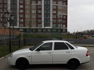 2015 Lada (ВАЗ) Priora I Рестайлинг, белый, 515000 рублей, вид 4