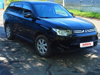 2013 Mitsubishi Outlander III, чёрный, 1590000 рублей, вид 1