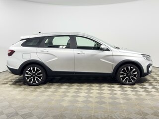 2024 Lada (ВАЗ) Vesta SW Cross I Рестайлинг (NG), серебристый, 1724900 рублей, вид 5