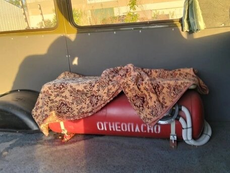 2002 УАЗ 3962, зелёный, 400000 рублей, вид 4