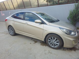 2012 Hyundai Solaris I, бежевый, 620000 рублей, вид 5