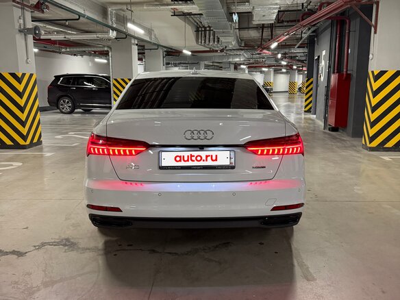 2022 Audi A6 45 TFSI V (C8), белый, 5300000 рублей - вид 3