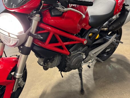 2014 Ducati Monster 696, красный, 450000 рублей, вид 4