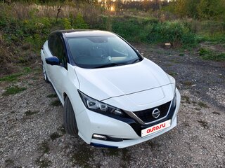 2018 Nissan Leaf II (ZE1), белый, 1820000 рублей, вид 2