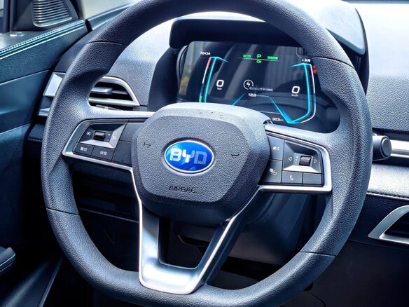 2026 BYD E2 I Рестайлинг, белый, 1300000 рублей - вид 11