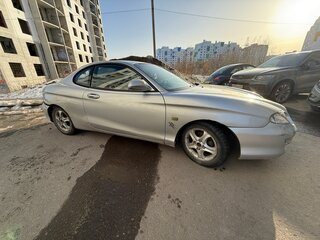2001 Hyundai Coupe I Рестайлинг (RD2), серебристый, 130000 рублей, вид 2