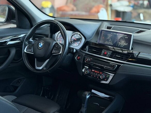 2020 BMW X1 18d xDrive II (F48) Рестайлинг, белый, 2550000 рублей - вид 8