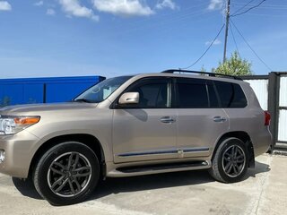 2014 Toyota Land Cruiser 200 Series Рестайлинг 1, золотистый, 4900000 рублей, вид 4