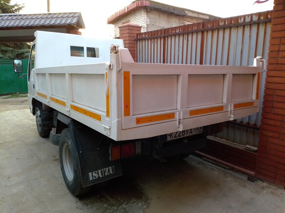 1987 Isuzu Elf (N-series), синий, 999000 рублей - вид 31