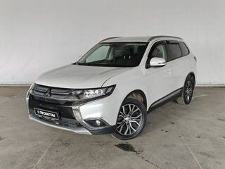2017 Mitsubishi Outlander III Рестайлинг 2, белый, 1950000 рублей, вид 1