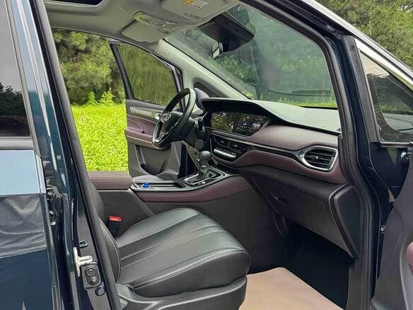 2022 GAC Trumpchi M6 Pro, синий, 1280000 рублей - вид 7