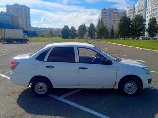 2015 Lada (ВАЗ) Granta I, белый, 190000 рублей, вид 2
