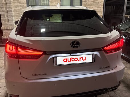 2019 Lexus RX 300 IV Рестайлинг, белый, 5500000 рублей, вид 2