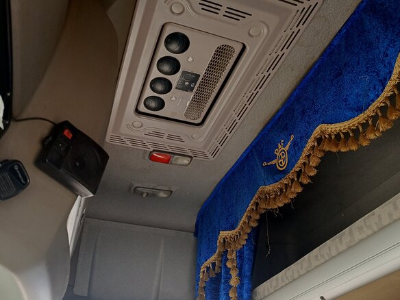 2007 DAF XF 105, жёлтый, 4000000 рублей - вид 26