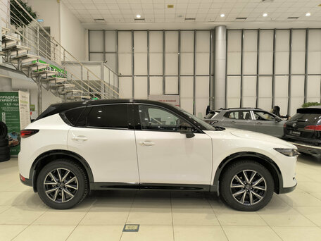 2017 Mazda CX-5 II, белый, 2550000 рублей, вид 4
