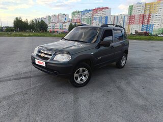 2016 Chevrolet Niva I Рестайлинг, серый, 520000 рублей, вид 1
