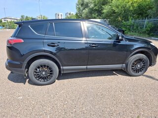 2016 Toyota RAV4 IV (XA40) Рестайлинг, чёрный, 2100000 рублей, вид 2