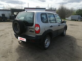 2016 Chevrolet Niva I Рестайлинг, серебристый, 520000 рублей, вид 5