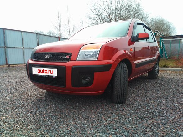 2008 Ford Fusion I Рестайлинг, красный, 370000 рублей - вид 1