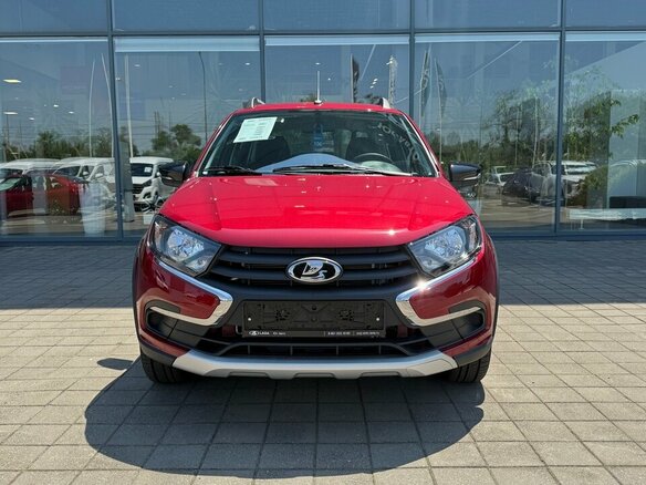 2026 Lada (ВАЗ) Granta Cross I Рестайлинг, красный, 1246000 рублей - вид 1