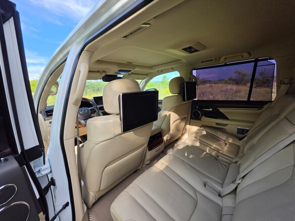 2016 Lexus LX 570 III Рестайлинг 2, белый, 10700000 рублей - вид 20