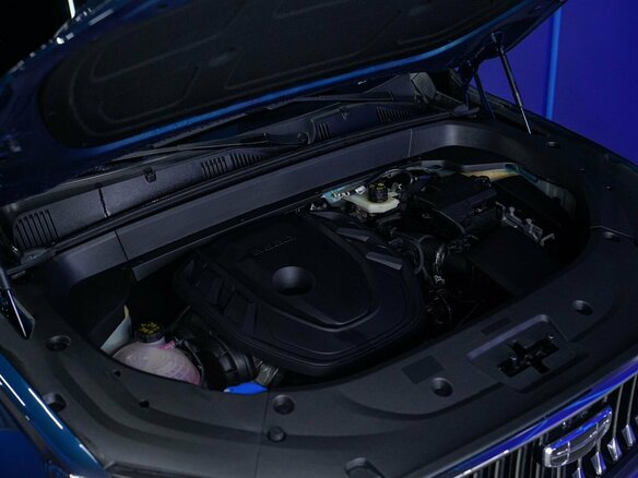 2024 Geely Monjaro I, зелёный, 3350000 рублей - вид 4