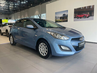 2014 Hyundai i30 II, голубой, 880000 рублей, вид 3