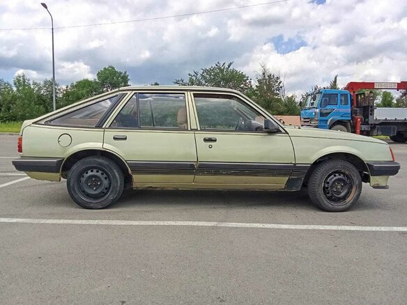 1984 Opel Ascona C, зелёный, 90000 рублей - вид 5