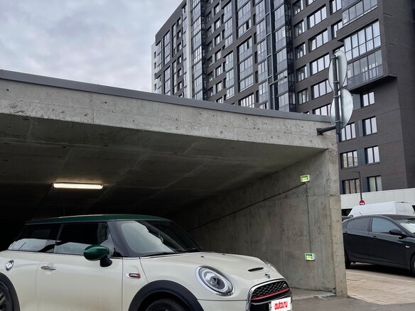 2019 Mini Hatch JCW III (F55/F56) Рестайлинг, зелёный - вид 2