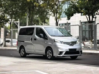 2016 Nissan NV200, серебристый, 1099100 рублей, вид 3