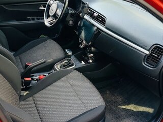 2017 Kia Rio IV, красный, 1335000 рублей, вид 4