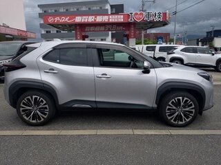 2022 Toyota Yaris Cross I, белый, 1500000 рублей, вид 4