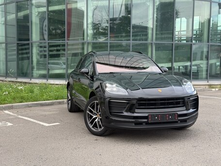 2022 Porsche Macan I Рестайлинг 2, чёрный, 7200000 рублей, вид 5