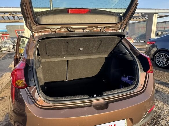 2012 Kia Ceed II, коричневый, 830000 рублей - вид 10