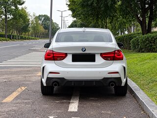 2022 BMW 1 серии 120i III (F52) Рестайлинг, белый, 1765000 рублей, вид 4