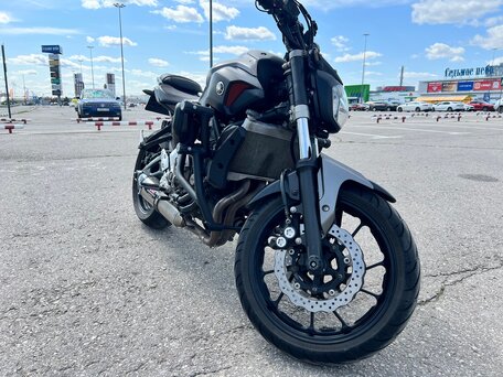 2014 Yamaha MT-07 (FZ-07), серый, 650000 рублей, вид 1