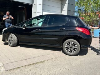 2010 Peugeot 308 I, чёрный, 447000 рублей, вид 3