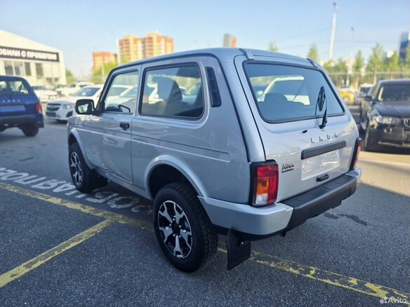 2026 Lada (ВАЗ) Niva Legend I, серебристый, 1259000 рублей - вид 5