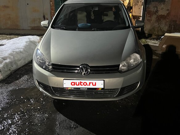 2012 Volkswagen Golf VI, серебристый, 690000 рублей - вид 2