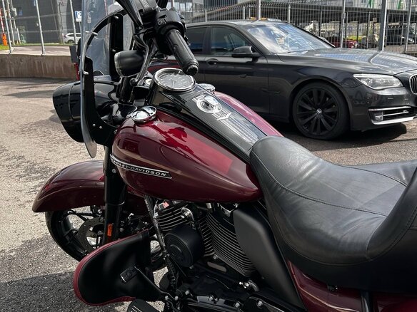 2019 Harley-Davidson Road King Special, красный, 1700000 рублей - вид 11