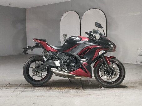 2021 Kawasaki Ninja 650, чёрный, 649000 рублей, вид 1