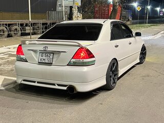 2001 Toyota Mark II IX (X110), белый, 1400000 рублей, вид 3