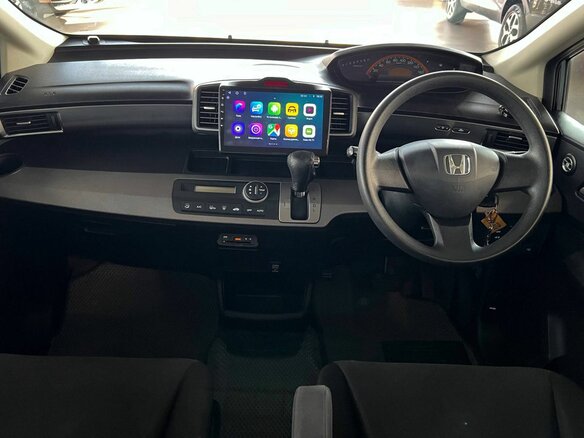 2010 Honda Freed I, серый, 950000 рублей - вид 18