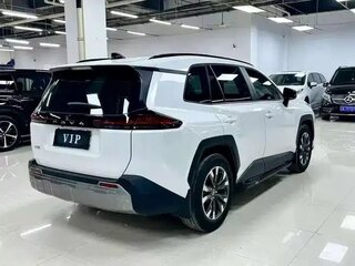 2026 Toyota RAV4 VI (XA60), белый, 4000000 рублей, вид 4