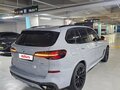 2026 BMW X5 40d IV (G05/G18) Рестайлинг, серый - вид 7
