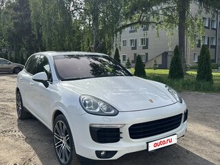 2016 Porsche Cayenne II Рестайлинг (958), белый, 4100000 рублей, вид 1