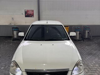 2016 Lada (ВАЗ) Priora I Рестайлинг, белый, 580000 рублей, вид 2