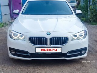 2013 BMW 5 серии 525d xDrive VI (F10/F11/F07) Рестайлинг, белый, 2500000 рублей, вид 3
