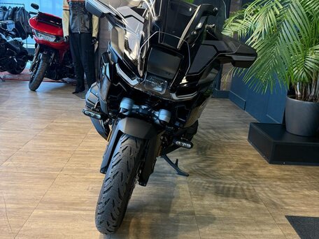 2026 BMW R 1300 RT, чёрный, 3750000 рублей, вид 4