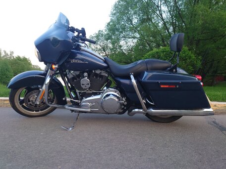 2009 Harley-Davidson Street Glide, синий, 737000 рублей, вид 2